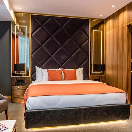 Pupin 5* ノヴィ・サド